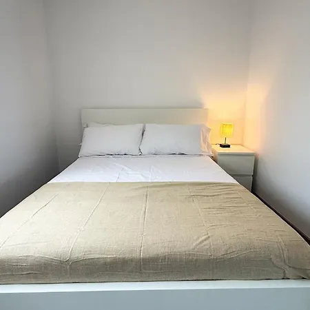 111 - Beachside Renovated 1br 5 Min From Apartamento *