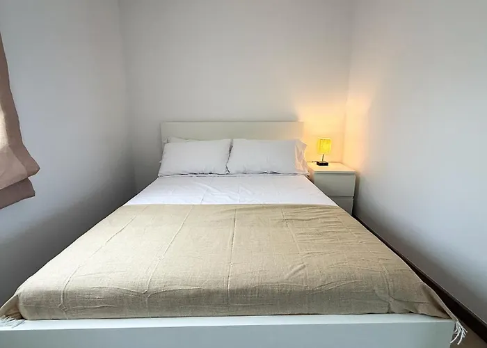 111 - Beachside Renovated 1br 5 Min From Lägenhet *