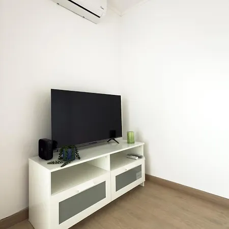 111 - Beachside Renovated 1br 5 Min From Cambrils